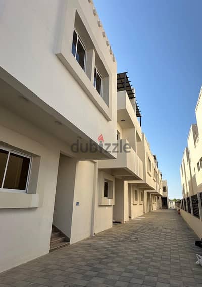 مجمع فلل للإيجار في الحيل الجنوبية villa for rent in Alhail south