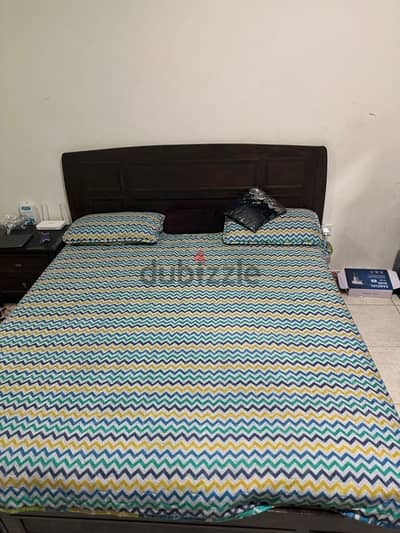 Bed set  with Raha mattress for urgent sale mirror is slightly damaged