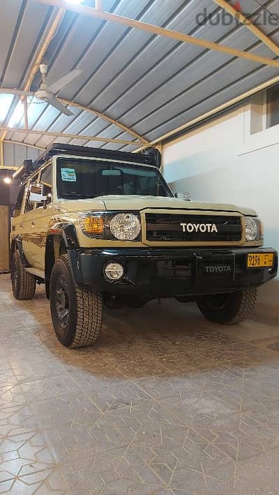 Toyota Land Cruiser 76 2022