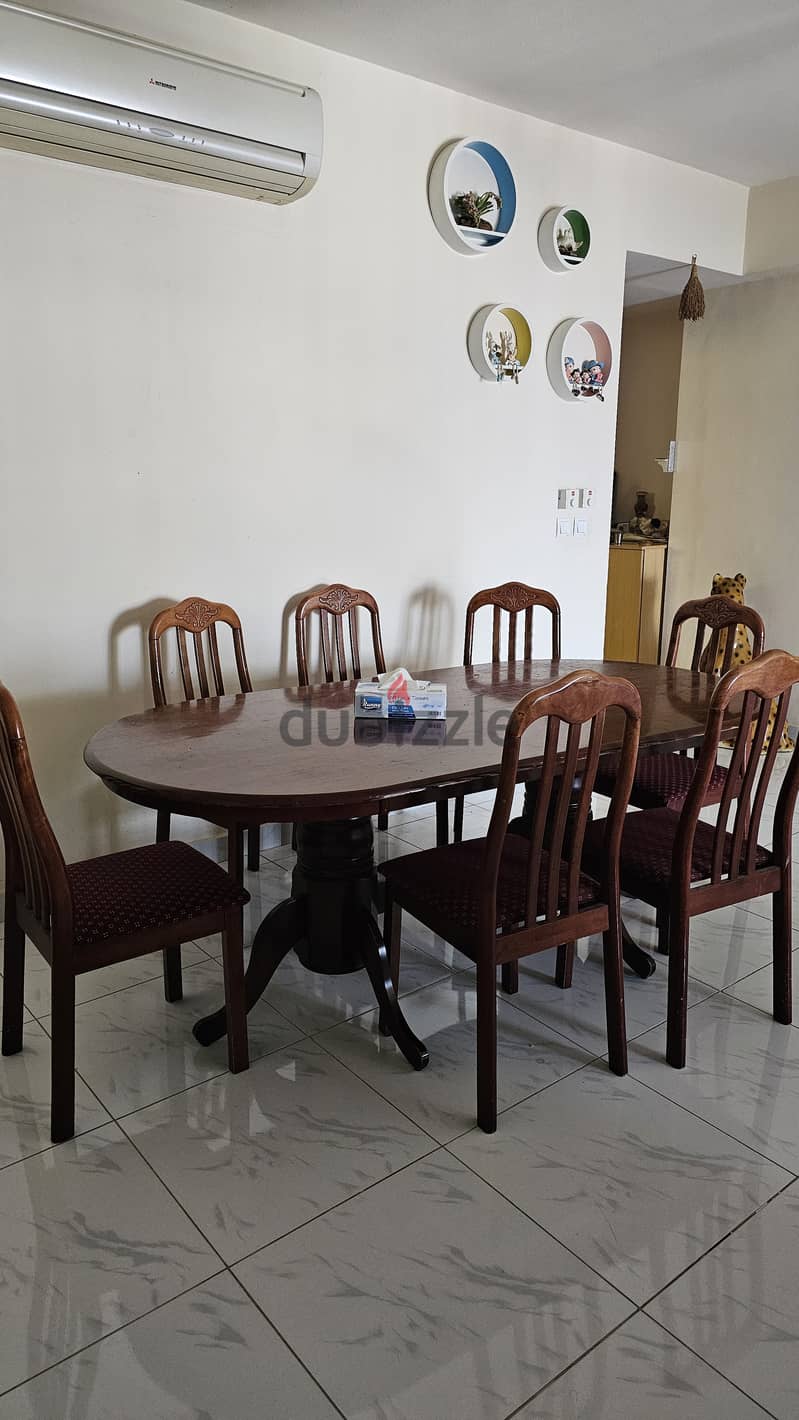 8 seater dining table 2