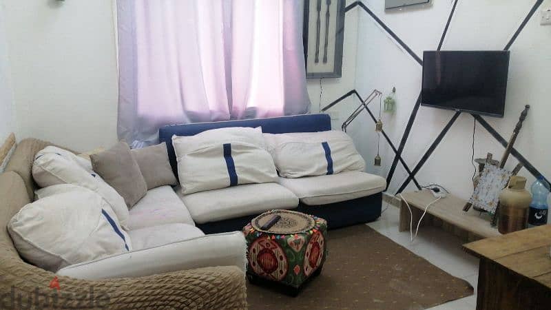 1bhk apartment incloding water and elctrcity and enter net 160 Rials 1