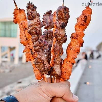 experience in cutting and shaping Omani skewers and grills