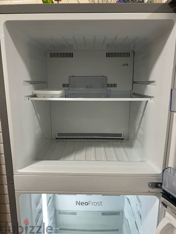 Beko Fridge like New 5