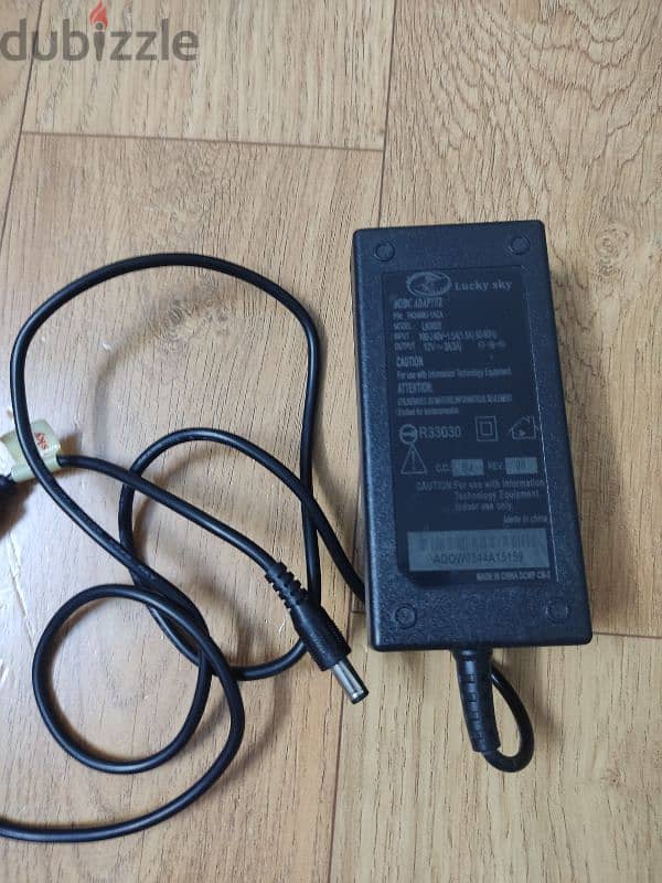 laptop charger adapter Lenovo Toshiba 3