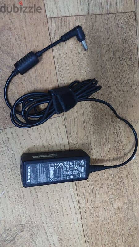 laptop charger adapter Lenovo Toshiba 10