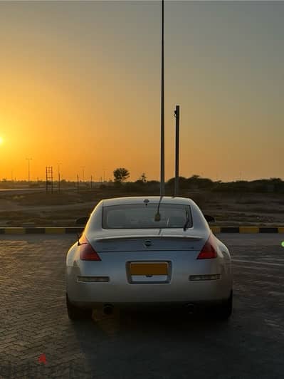 نيسان 350 زد 2008