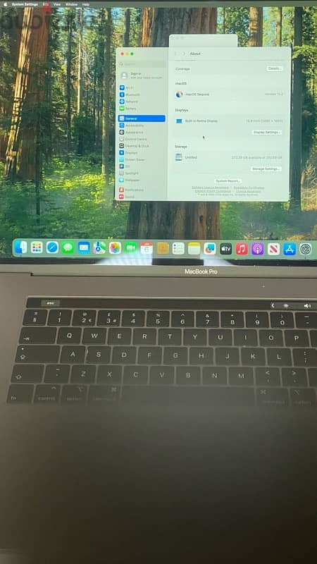 MacBook Pro 2019/core i7/32ram/265ssd/4GB graphics 5