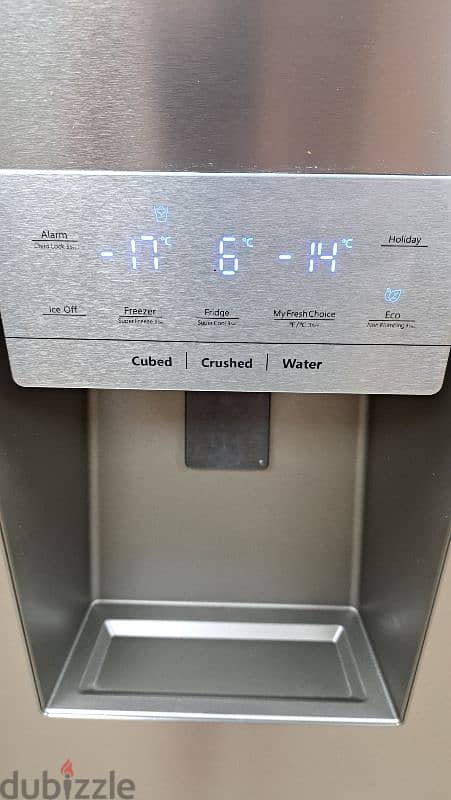 Refrigerator Hisense with ice maker, 1 year used 1