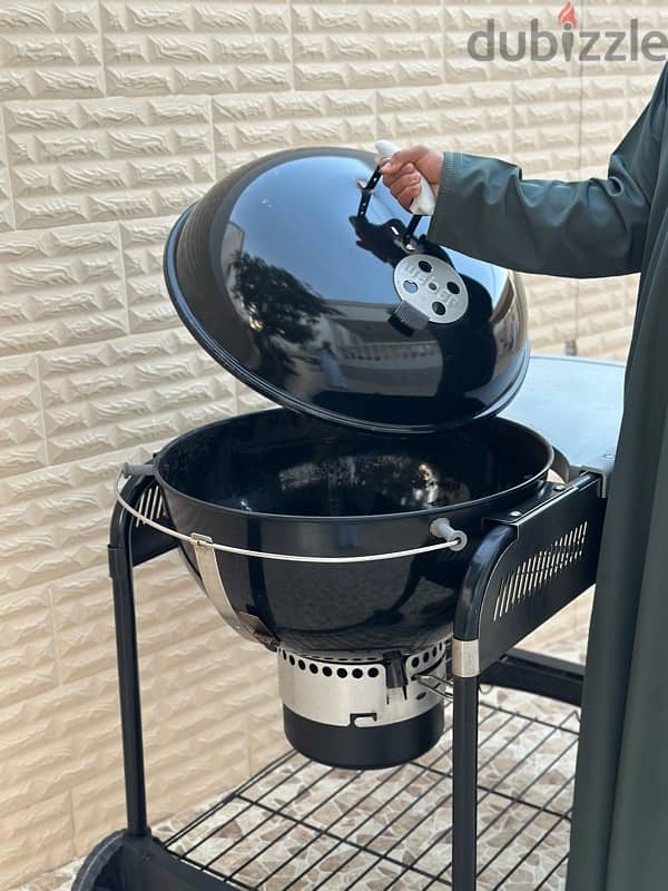 Weber Performer Charcoal Grill used 4