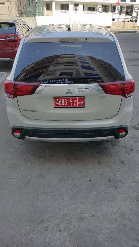 Mitsubishi outlander SUV for rent 1