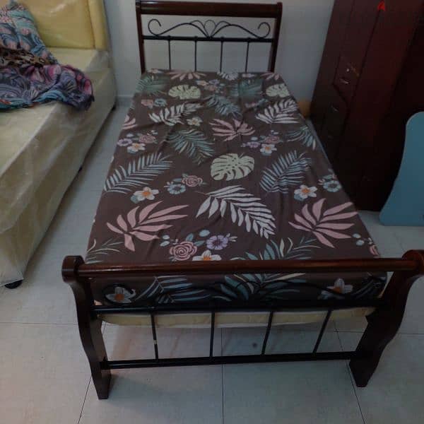 single cart bed and cupboard for sale 5