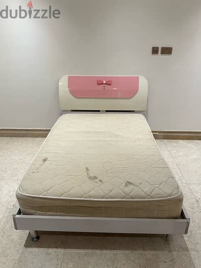 hello kitty bed