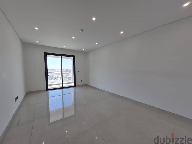 2 BR Nice Apartment in Al Mouj with Amenities 3