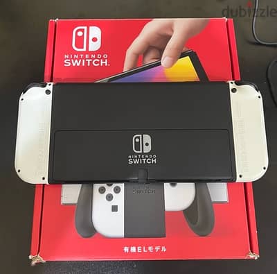 Nintendo switch OLED + 2 Games