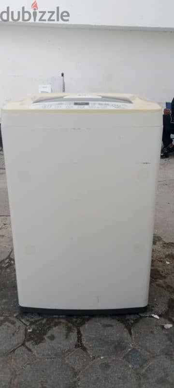 LG washing machine good condition 2