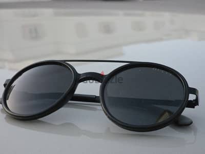 Gucci Sunglass