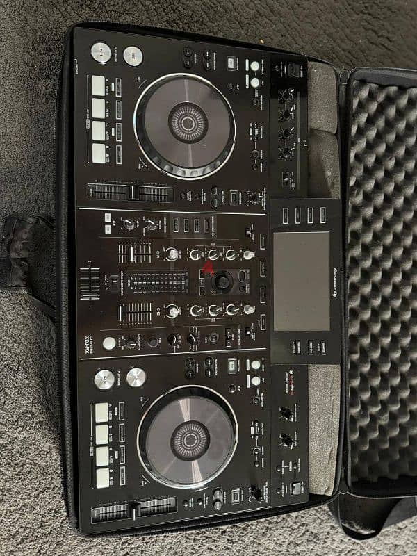 mixer dj 0