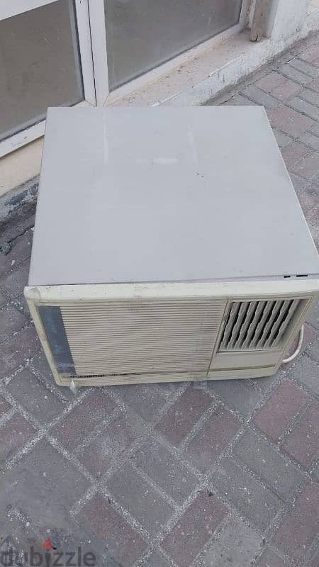 Original GENERAL Window A/C 2 TON 0