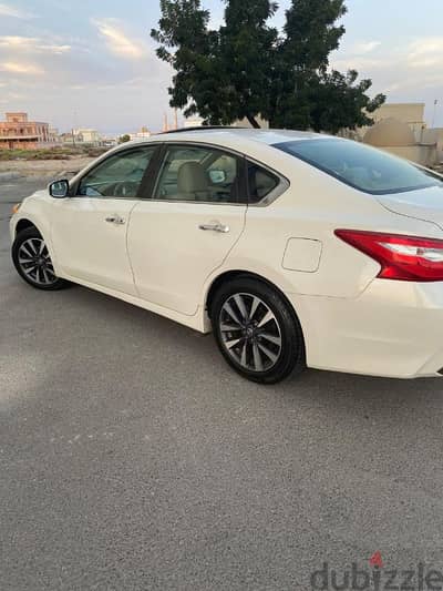 NISSAN ALTIMA 52000KM only!