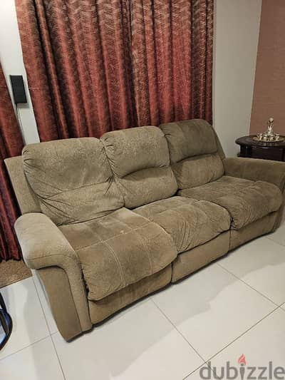 recliner sofa