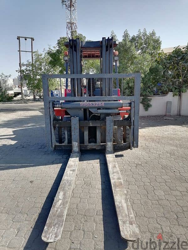 7 ton forklift available for rent 2