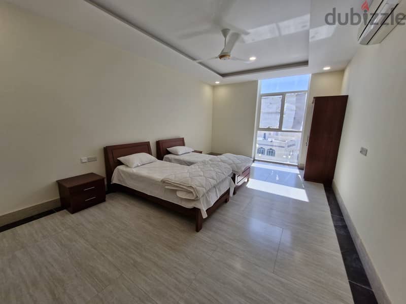 2 BR Furnished Apartment in Mumtaz Plaza, Ruwi 3