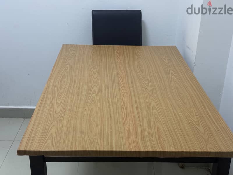 Used dining table without chairs 1