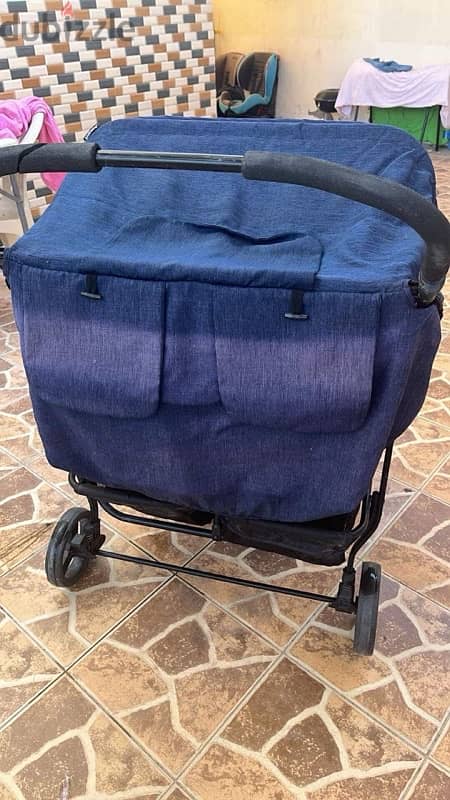 good condition big size double stroller 2