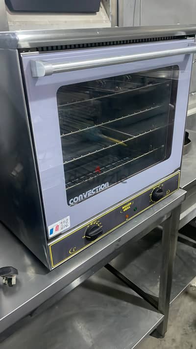 Convection oven