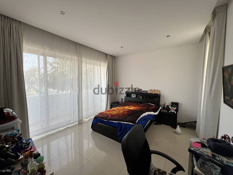 4 Bedroom Villa with Lake View for Rent in Al Mouj 15