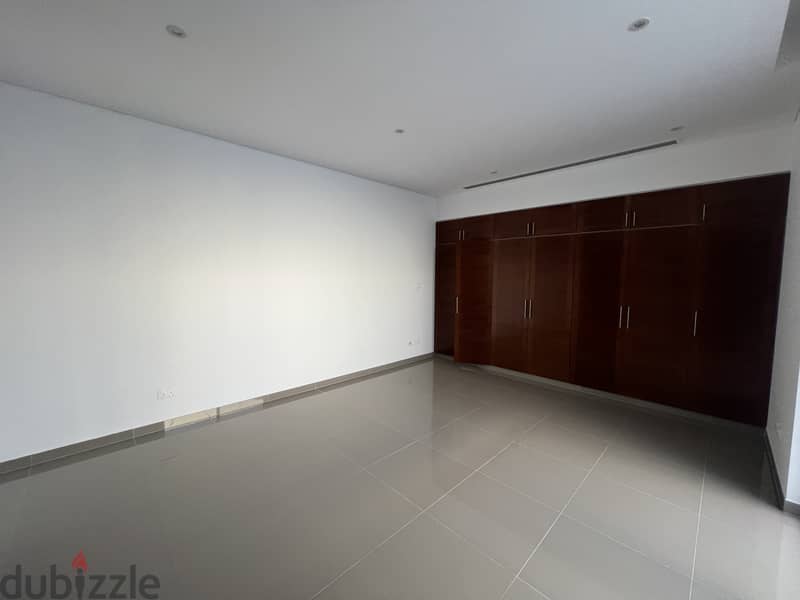 3 Bedroom Villa for Rent in Al Mouj 10