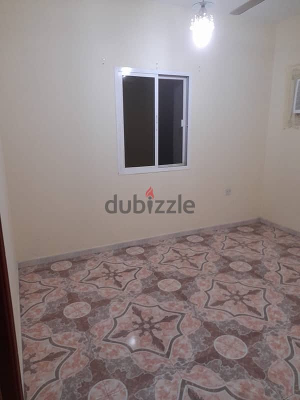 spacious 2 bhk flat in Alkhuwair 33 near taimor mosque with balconies 14