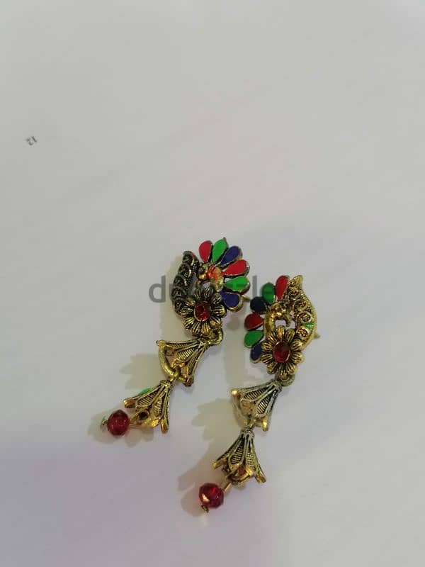 Hanging earring 0