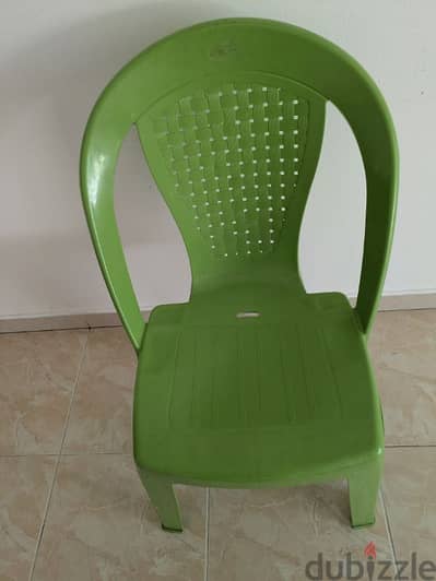 Plastic chairs - 3 nos