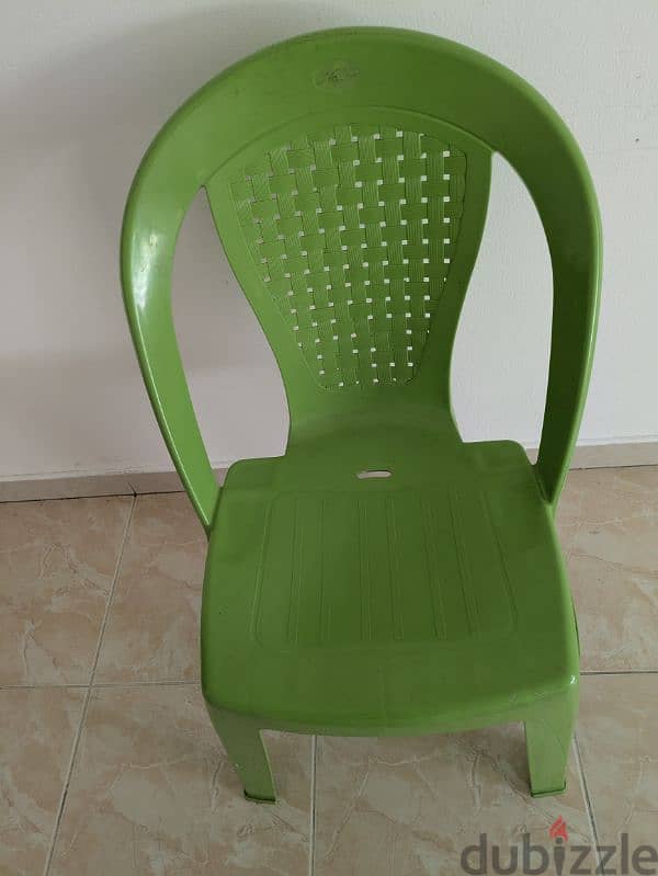 Plastic chairs - 3 nos 0