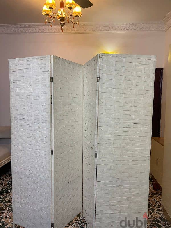 4 PANEL ROOM DIVIDER -NEW 1