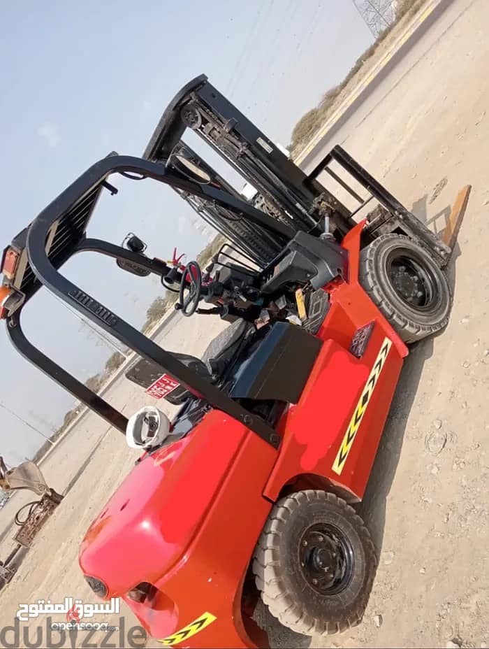 Forklift for rent فوركلفت للإيجار 0