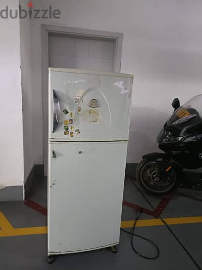 sanyo double door fridge