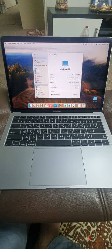 Aplle Macbook Air  i5 2