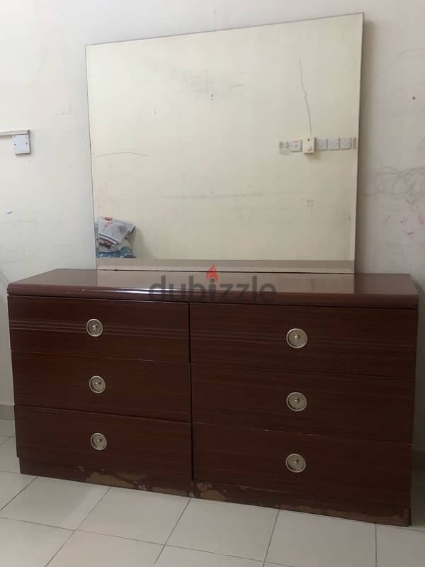 Dressing table for sale 0