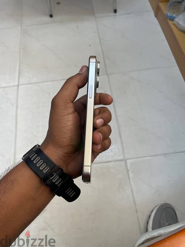 iPhone 15 pro max 256GB Natural Titanium 2