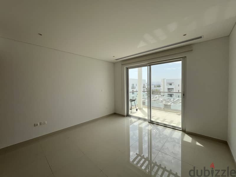 1 Bedroom Apartment with Study in Al Mouj 6