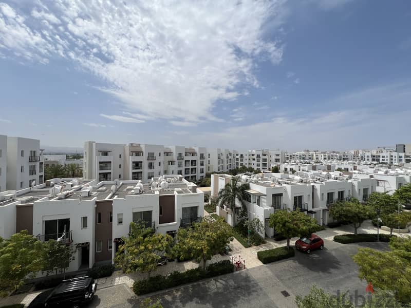 1 Bedroom Apartment with Study in Al Mouj 10