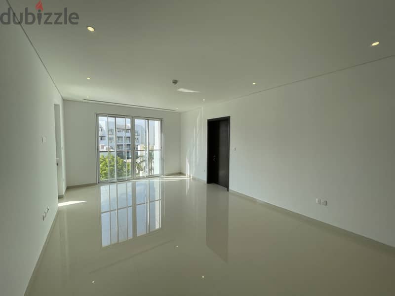 1 Bedroom Apartment with Study in Al Mouj 3