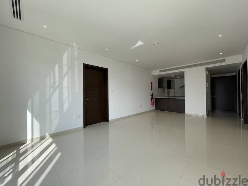 1 Bedroom Apartment with Study in Al Mouj 9