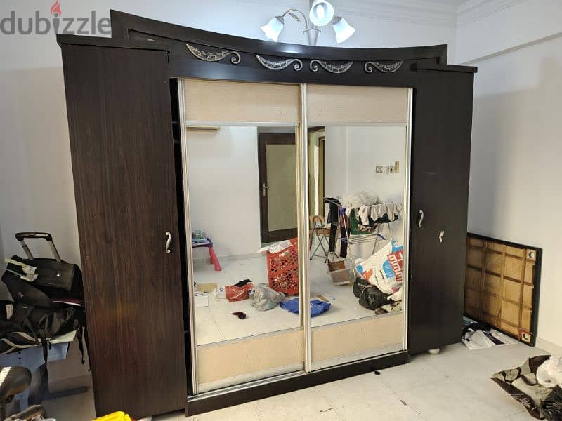 urgent sale Big cupboard with Mirror 1