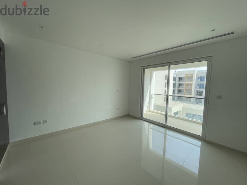 1 Bedroom Apartment with Study in Al Mouj 3