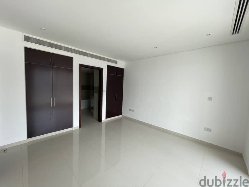 1 Bedroom Apartment with Study in Al Mouj 4