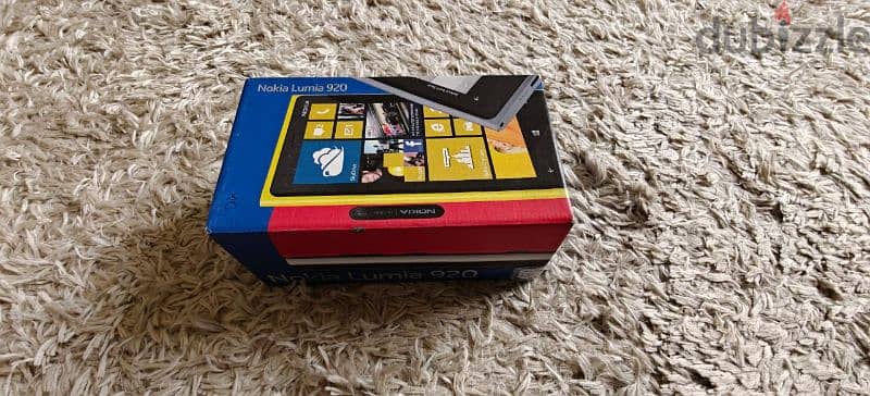 Nokia Lumia 920 Yellow in Excellent Condition for Nokia Phone Lovers 8