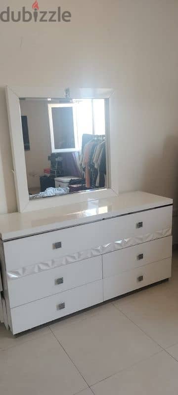 dressing table for sale 1